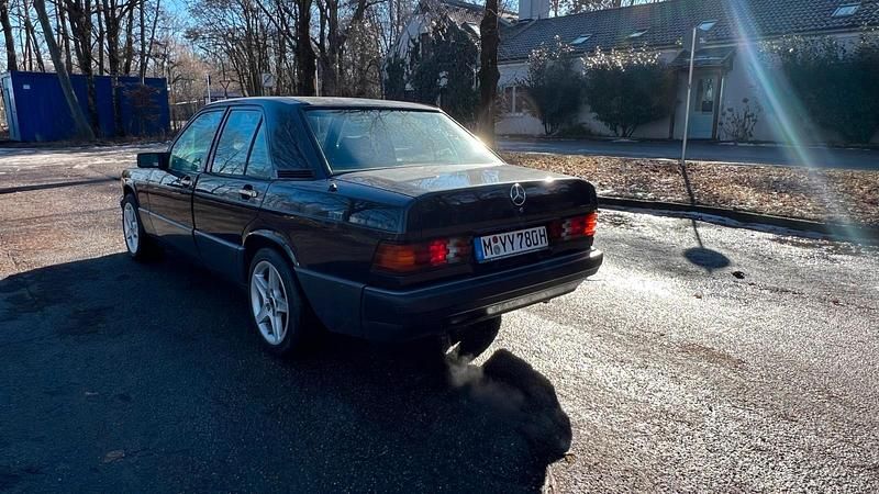 Gebraucht Mercedes 190 1989 Schwarz Limousine