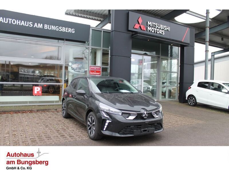 Schwarz (onyxschwarz) Gebraucht 2024 Mitsubishi Colt Plus Limousine | 16.990 € (Fairer Preis) - Bild 1/4