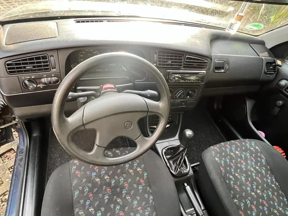 Gebraucht VW Golf III 60 PS (44 kW) 1994 Blau Kleinwagen