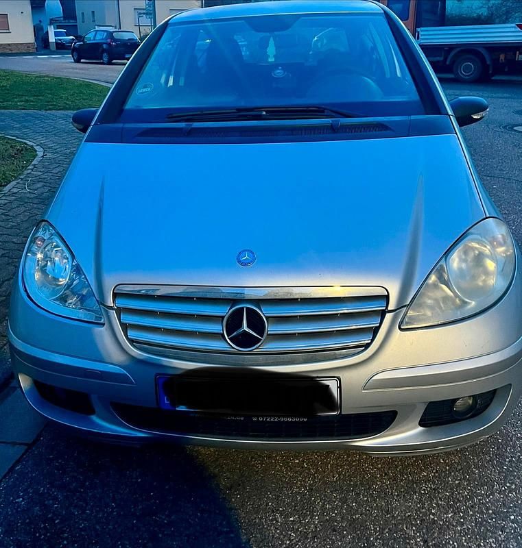 Second-hand Mercedes A160 2007 Argintiu Hatchback