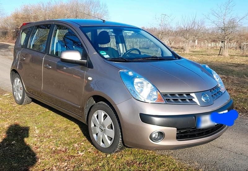 Gebraucht Nissan Note 88 PS (64 kW) 2006 Braun Kleinwagen