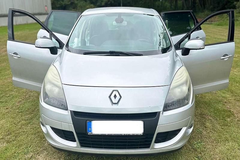 Gebraucht 2011 Renault Grand Scénic III Dynamique Van / Kleinbus | 2.400 € (Superpreis) - Bild 1/4