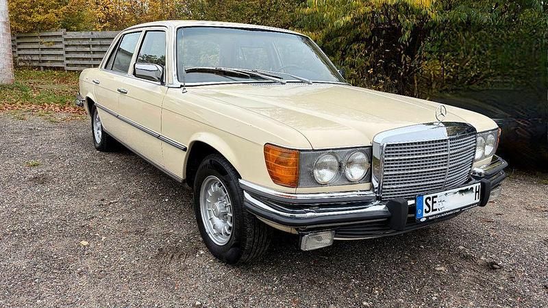 Gebraucht Mercedes 450 218 PS (160 kW) 1973 Beige Limousine