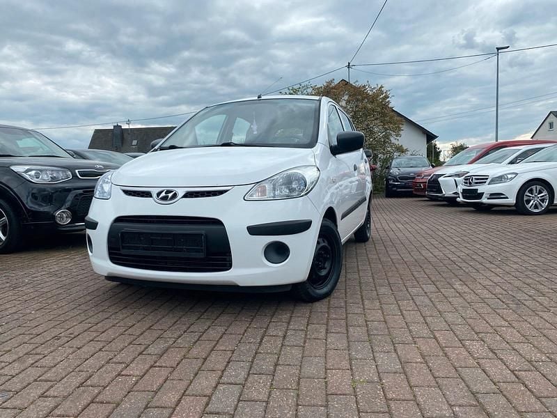 Gebraucht Hyundai i10 67 PS (49 kW) 2009 Weiß Kleinwagen