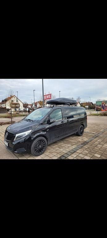 Gebraucht 2018 Mercedes V250 Avantgarde Van / Kleinbus | 51.000 € (Etwas zu teuer) - Bild 1/4