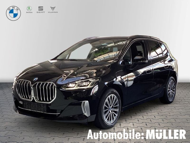 Schwarz Neu 2025 BMW 225 Active Tourer Luxury Line Van / Kleinbus | 50.990 € (Fairer Preis) - Bild 1/4