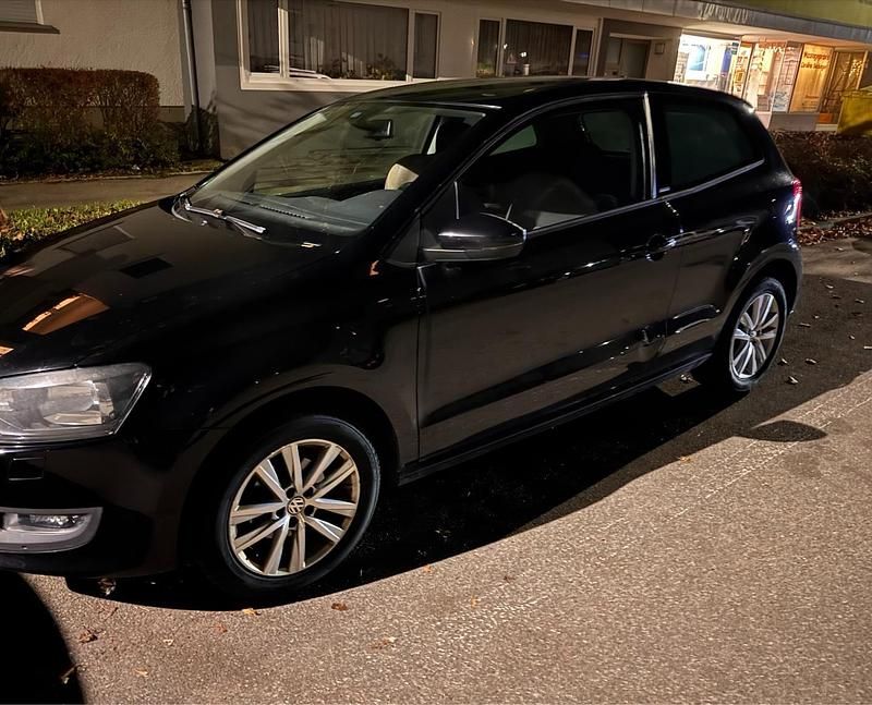 Schwarz Gebraucht 2011 VW Polo Kleinwagen | 1.999 € (Superpreis) - Bild 1/4