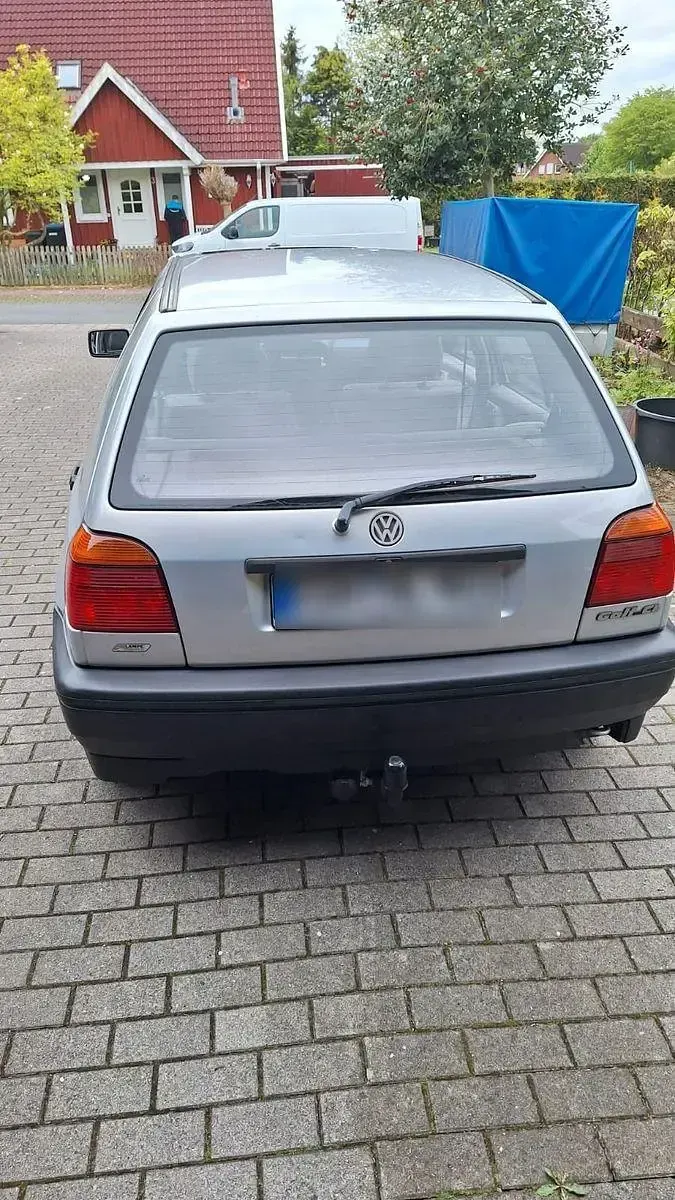 Gebraucht VW Golf III 75 PS (55 kW) 1994 Silber Limousine