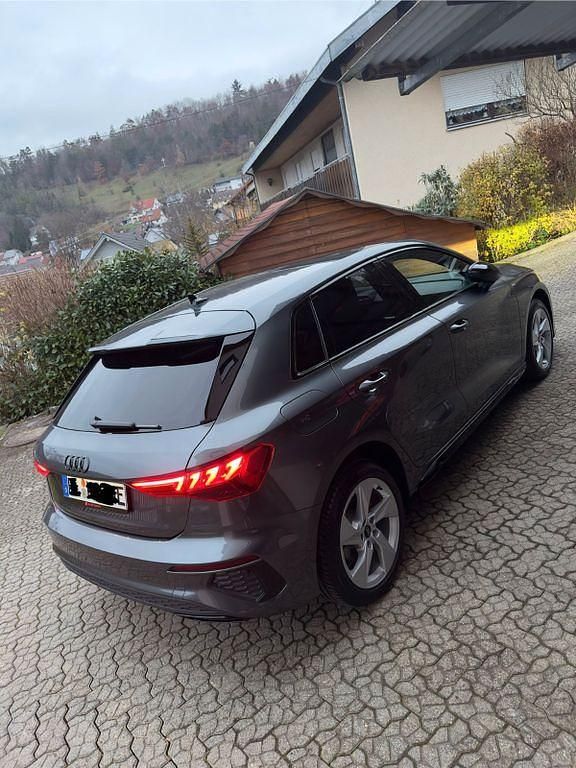 Gebraucht Audi A3 S-Line 204 PS (150 kW) 2022 Grau Limousine