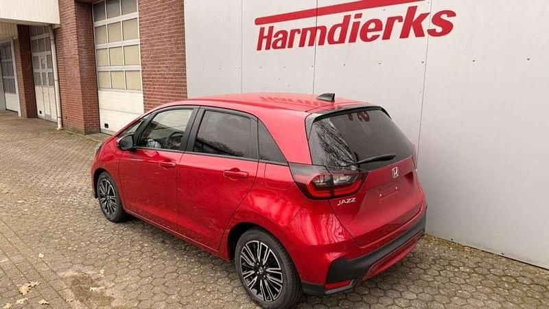 Neu Honda Jazz Advance 107 PS (78 kW) 2026 Premium crystal red metallic Kleinwagen