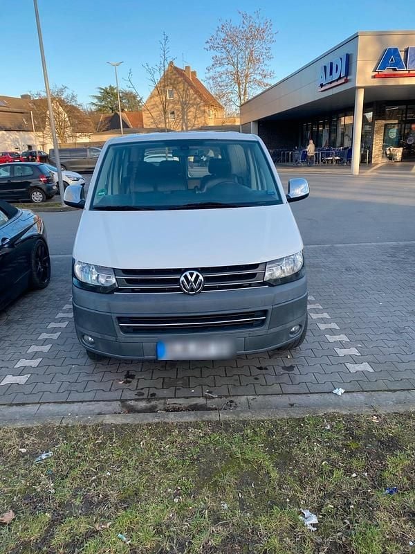 Gebraucht VW T5 102 PS (75 kW) 2011 Weiß Van