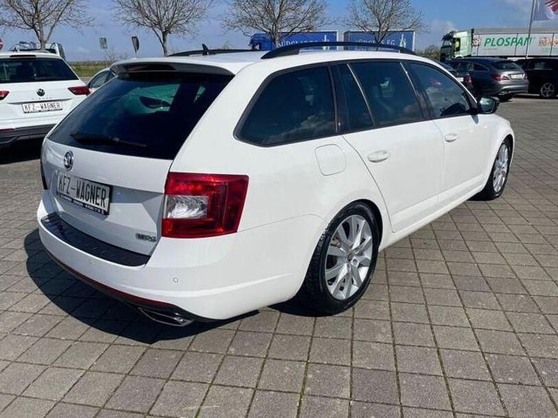 Gebraucht Skoda Octavia RS 220 PS (161 kW) 2014 Weiß Kleinwagen
