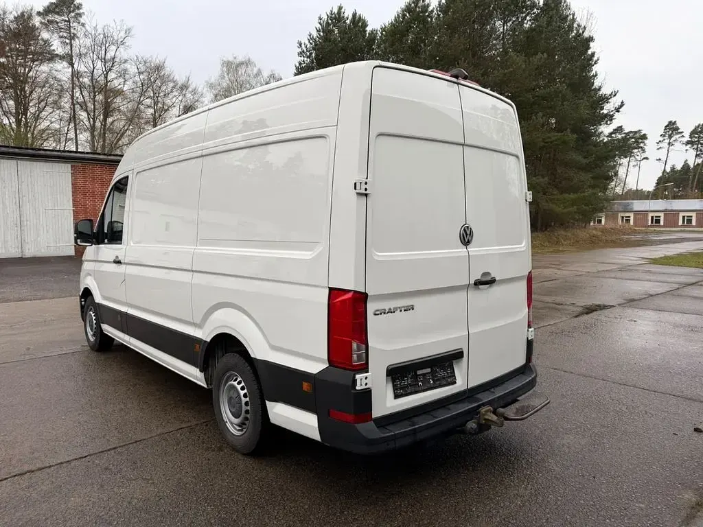 Second-hand VW Crafter 140 CP (102 kW) 2019 Alb Van