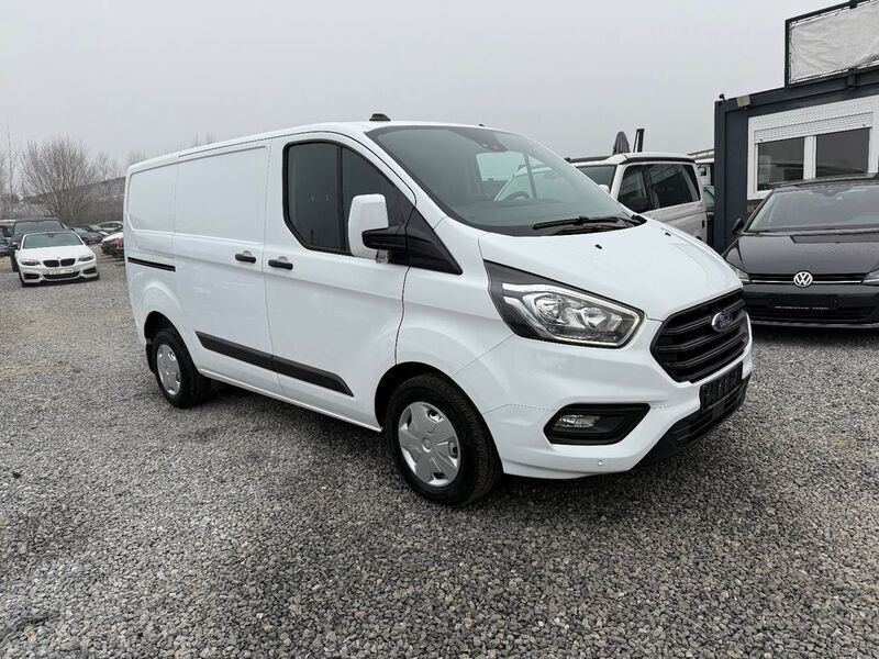 Gebraucht Ford Transit Custom Trend 131 PS (96 kW) 2021 Weiß Van / Kleinbus