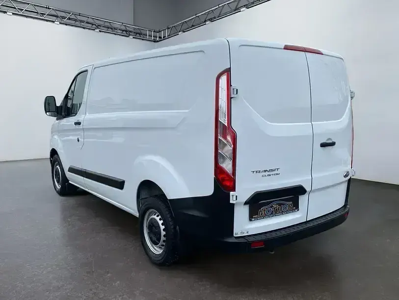 Second-hand Ford Transit Custom 105 CP (77 kW) 2022 Alb Van