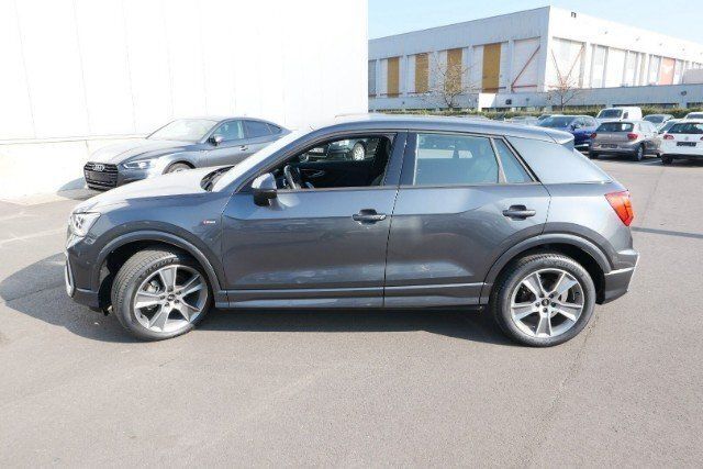 Gebraucht Audi Q2 150 PS (110 kW) 2021 Grau SUV