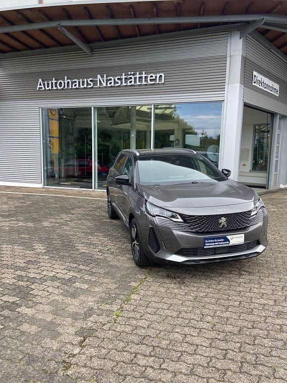 Other Gebraucht 2024 Peugeot 5008 GT Van / Kleinbus | 30.950 € (Guter Preis) - Bild 1/4