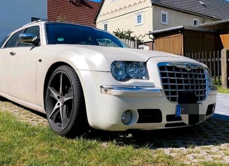 Gebraucht Chrysler 300C 218 PS (160 kW) 2008 Weiß Kombi