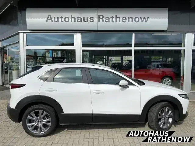 Second-hand Mazda CX-30 Selection 179 CP (131 kW) 2023 Alb SUV