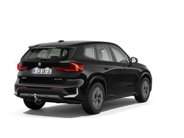 Gebraucht BMW iX1 Performance 150 kW (204 PS) 2024 Schwarz uni SUV