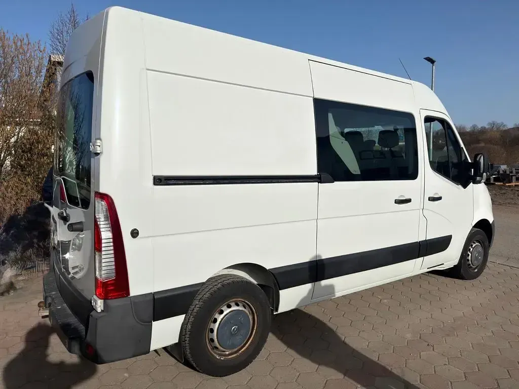Gebraucht Opel Movano 101 PS (74 kW) 2013 Weiß Van / Kleinbus