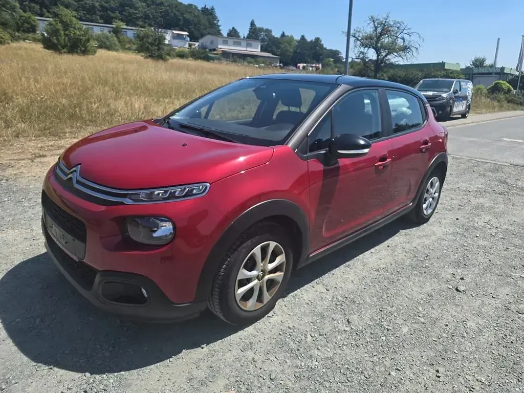 Gebraucht Citroën C3 Feel 82 PS (60 kW) 2019 Rot Kleinwagen