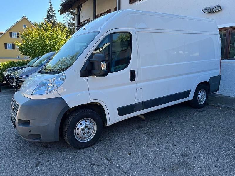 Weiß Gebraucht 2010 Fiat Ducato Van | 11.990 € - Bild 1/4