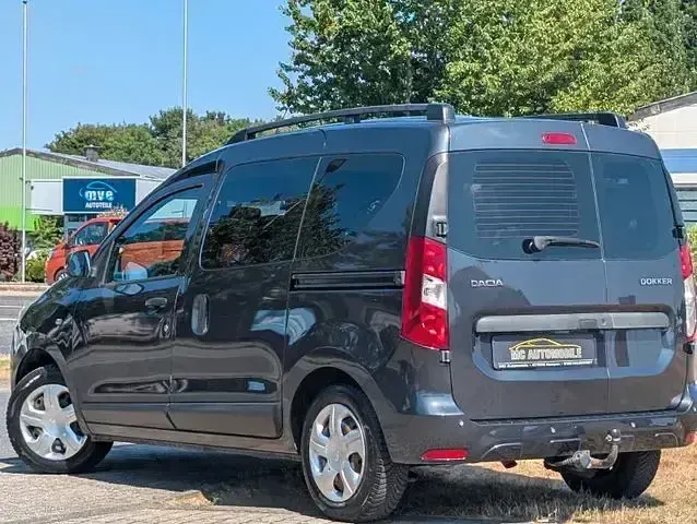 Gebraucht Dacia Dokker Lauréate 116 PS (85 kW) 2013 Grau Van / Kleinbus