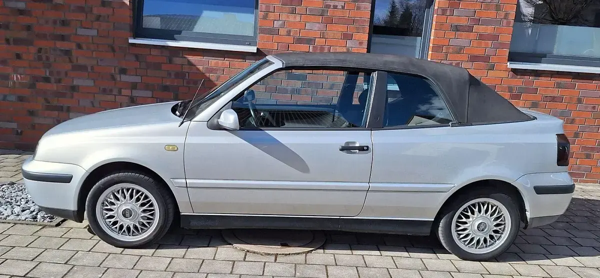 Gebraucht VW Golf Trendline 101 PS (74 kW) 2000 Silber Cabrio