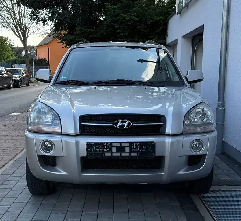 Gebraucht Hyundai Tucson GLS 140 PS (102 kW) 2007 Silber SUV