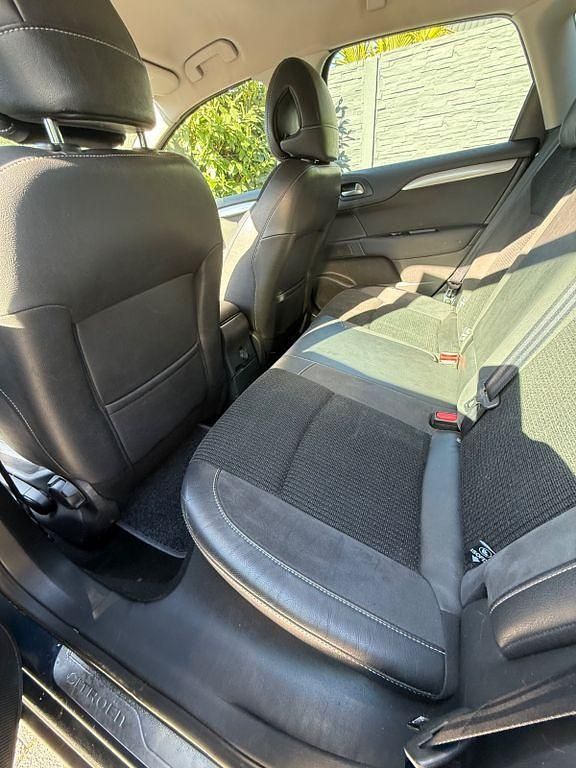 Gebraucht Citroën C4 Tendance 120 PS (88 kW) 2011 Blau Limousine