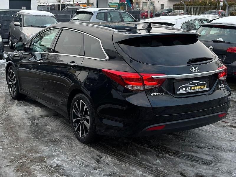 Gebraucht Hyundai i40 141 PS (103 kW) 2016 Schwarz Limousine