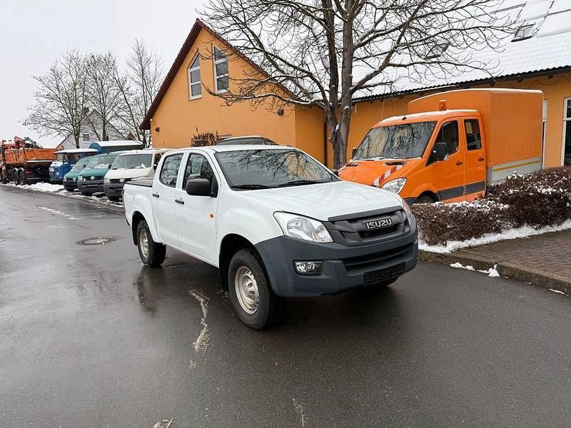 Weiß Gebraucht 2014 Isuzu D-Max SUV | 15.411 € (Fairer Preis) - Bild 1/4