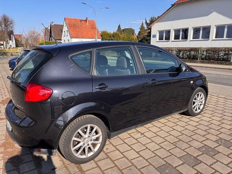 Gebraucht Seat Altea Ecomotive 105 PS (77 kW) 2011 Schwarz Limousine