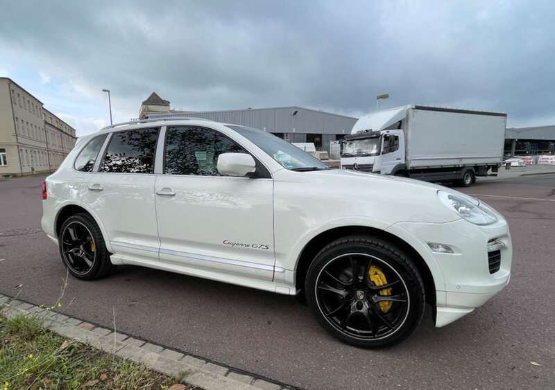 Weiß Gebraucht 2009 Porsche Cayenne SUV | 13.850 € (Fairer Preis) - Bild 1/4