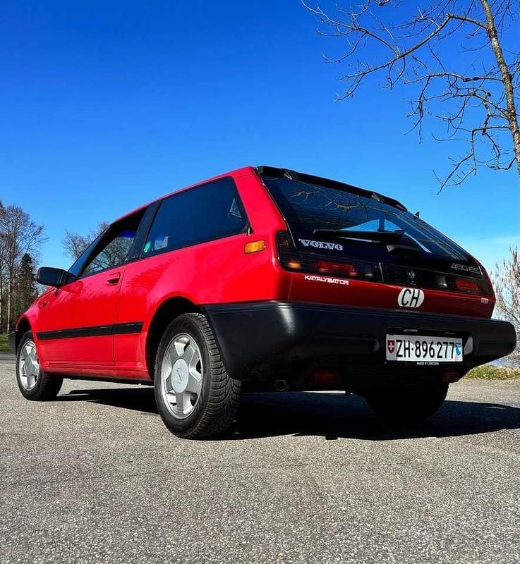 Gebraucht Volvo 480 95 PS (69 kW) 1989 Rot Coupé
