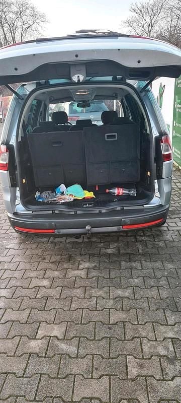 Usata Ford Galaxy 140 CV (102 kW) 2006 Grigio Monovolume