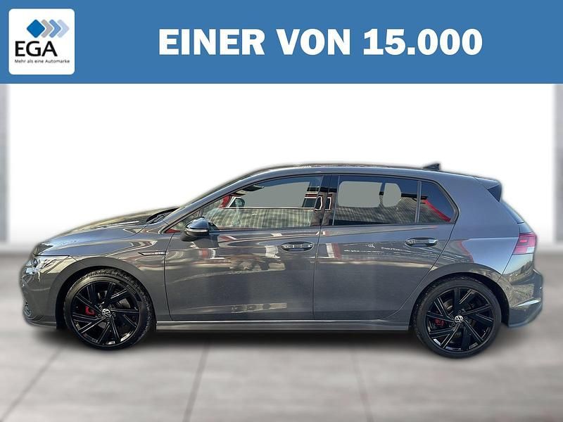 Silber Gebraucht 2022 VW Golf VIII Design | 33.430 € (Teuer) - Bild 1/4