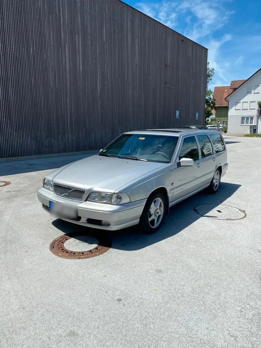 Gebraucht Volvo V70 170 PS (125 kW) 2000 Silber Kombi