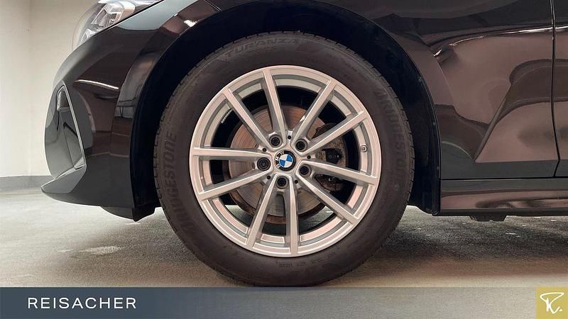 Gebraucht BMW 320 184 PS (135 kW) 2023 Schwarz Limousine
