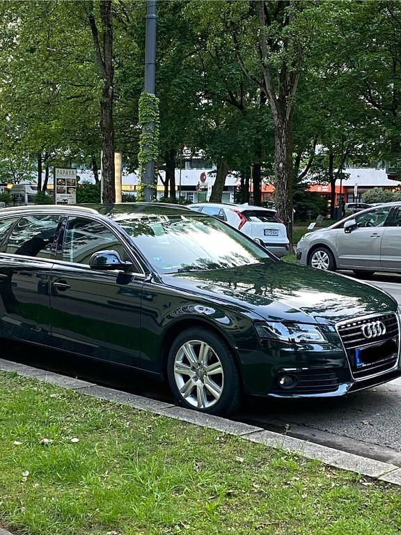 Schwarz Gebraucht 2009 Audi A4 Ambiente Kombi | 12.000 € (Teuer) - Bild 1/4