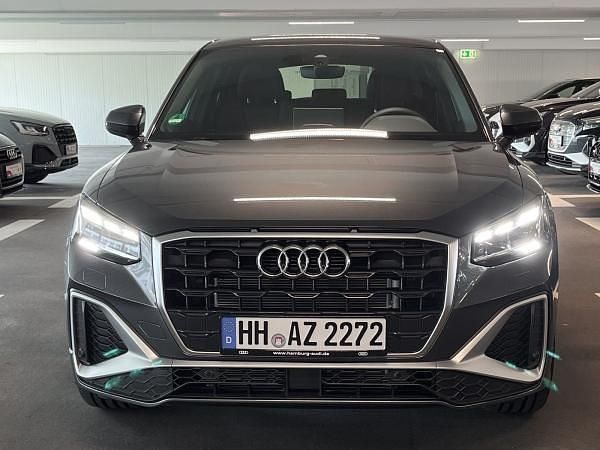 Gebraucht Audi Q2 Ambiente 150 PS (110 kW) 2025 Grau (6y daytonagrau perleffekt) SUV