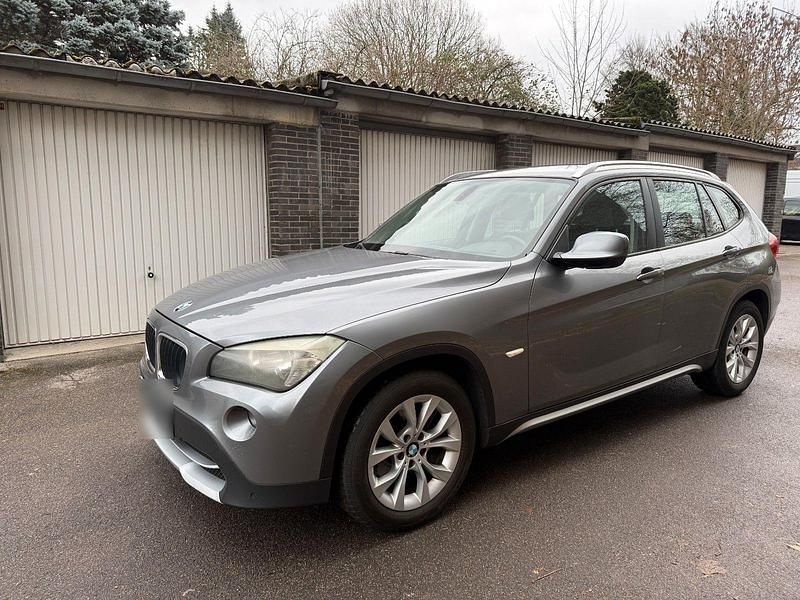 Gebraucht BMW X1 177 PS (130 kW) 2011 Grau SUV