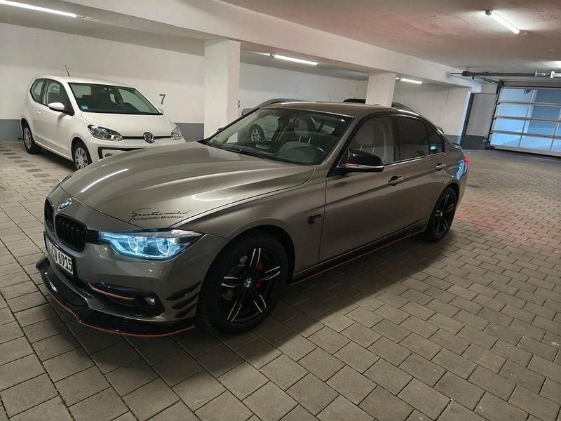 Gebraucht 2016 BMW 318 Sport Line Limousine | 17.800 € (Fairer Preis) - Bild 1/4