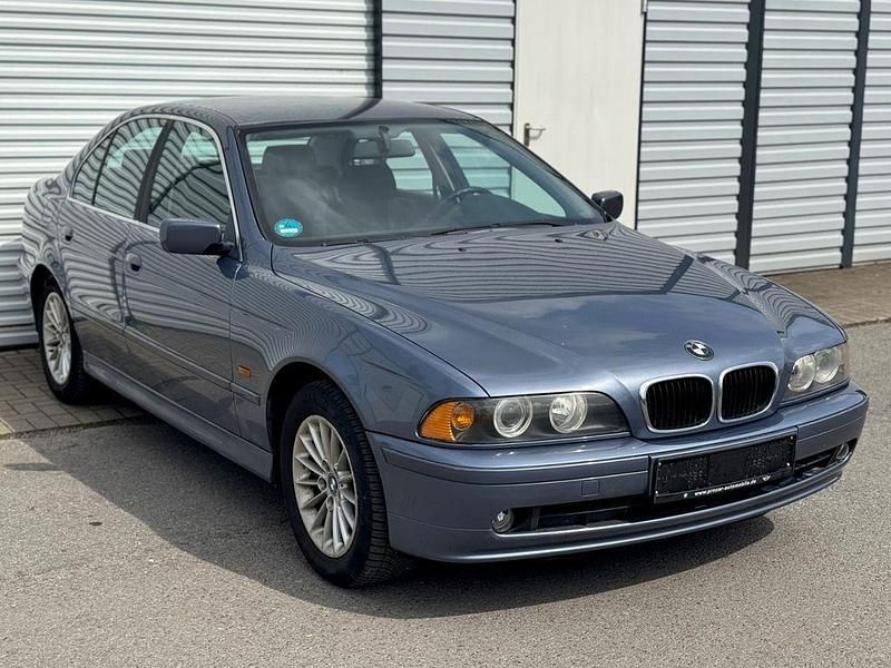 Usata BMW 520 170 CV (125 kW) 2001 Blu Berlina