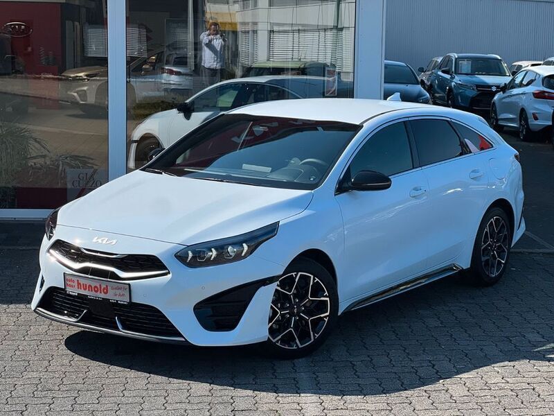 Gebraucht Kia ProCeed GT-Line 140 PS (102 kW) 2024 Carraraweiß Kleinwagen