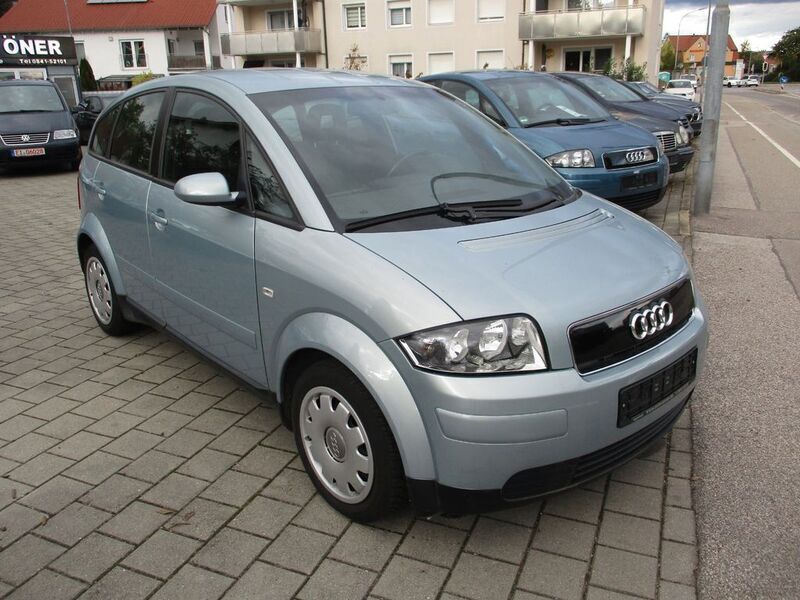 Kristallblau metallic Gebraucht 2005 Audi A2 Kleinwagen | 5.990 € (Fairer Preis) - Bild 1/4