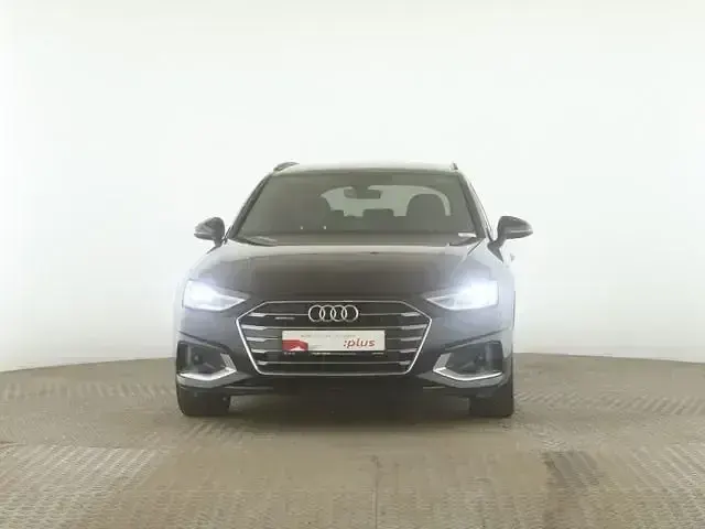 Gebraucht Audi A4 Advanced 204 PS (150 kW) 2023 Brillantschwarz Kombi