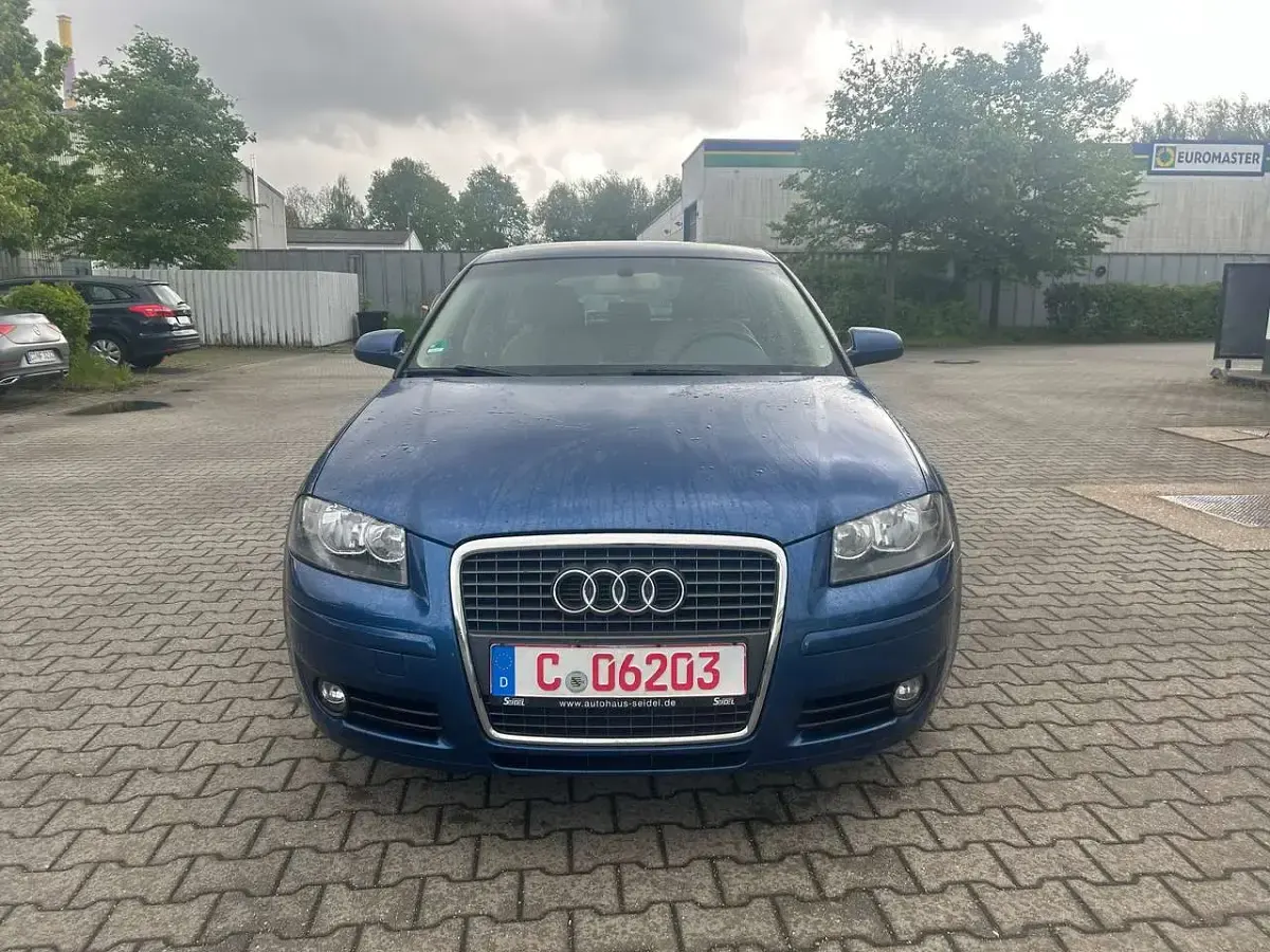 Używany Audi A3 Ambiente 125 KM (91 kW) 2007 Niebieski Hatchback