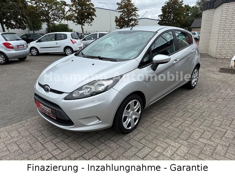 Gebraucht Ford Fiesta Trend 69 PS (50 kW) 2011 Silber Kleinwagen